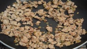 Горячие фитнес-бутерброды с фаршем и сыром