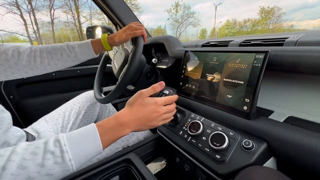 Тест драйв на Land Rover Defender 130. Эксклюзив. MAX LEB смотреть онлайн