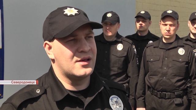 Министр внутренних дел вручил ключи от квартир полице смотреть онлайн