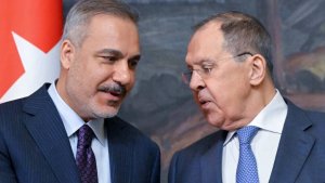 Лавров и Фидан обсудили инициативы по урегулированию конфликта на Украине