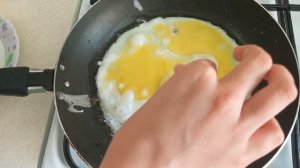 Самая вкусная яичница! Как приготовить яичницу? Просто и вкусно.
