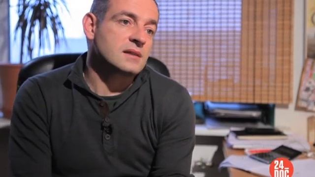 24_DOC: МАРК ФРАНКЕТТИ О ФИЛЬМЕ БЕРЛУСКОНИ ШОУ смотреть онлайн