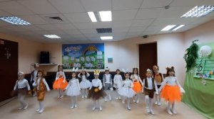 "В новогоднем лесу" группа "Бэби" Образцовый кол-в "Детс