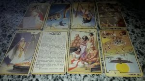 Деньги, любовь, недвижимость. Расклад на египетском та