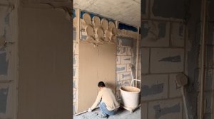 Как легко оштукатурить стену ротгипсом.