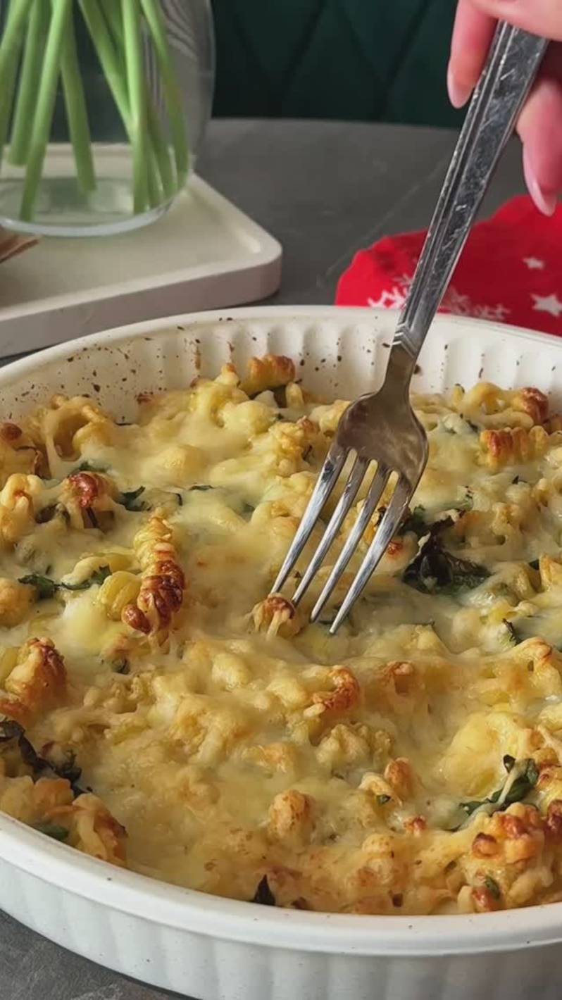 Запеканка из макарон😋#foodru #рецепты #макароны #ужин #запеканкаизмакарон