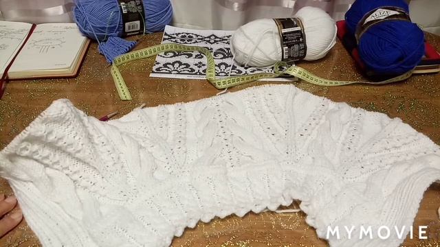 Белый кардиган-пальто. Ложная кетлевка. Декоративная дорожка между косами, как вязать? смотреть онлайн