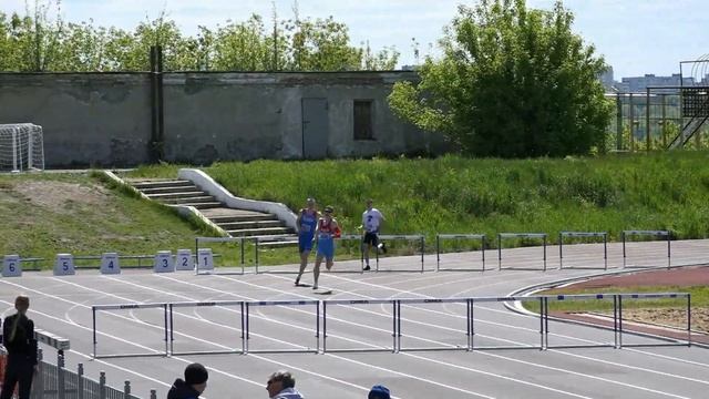 2024 05 31 г Омск СФО 10 бег 300 400м с б 3 й с разбега 34 07 смотреть онлайн
