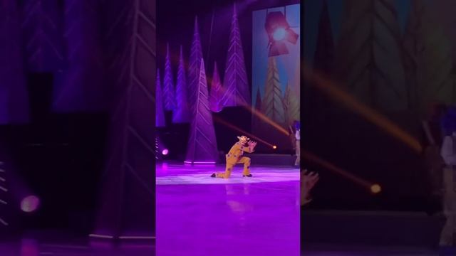 Сальто на льду от Дмитрия Алиева #shorts смотреть онлайн