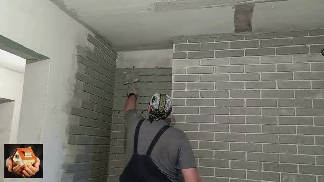 Стена под декоративный кирпич своими руками.