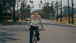 Lights - YOURE KILLING ME [Official Music]