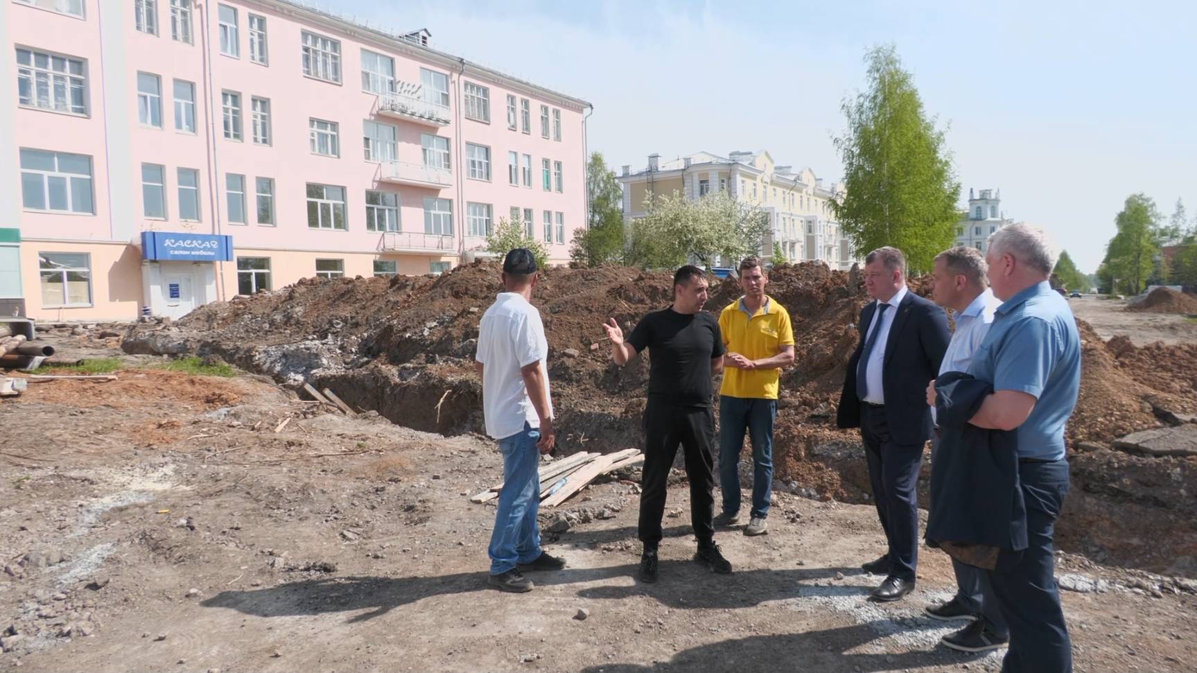 Глава Серова оценил ход ремонтных работ на городских строительных площадках