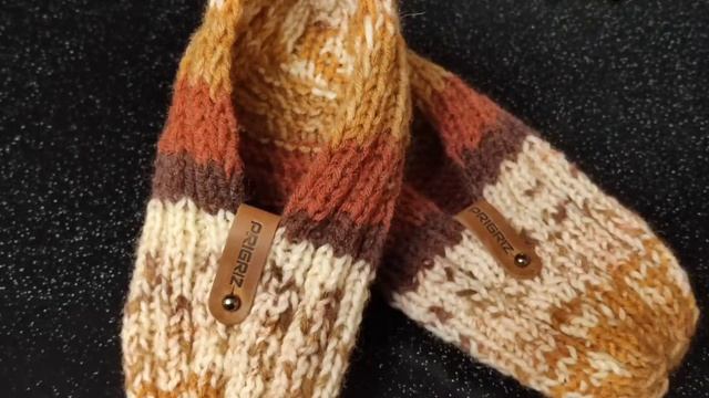 ДОМАШНИЕ ТАПОЧКИ / СПИЦАМИ /Slippers 🥰