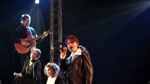 Всему придет свой час (мюзикл НОТР-ДАМ ДЕ ПАРИ), Владис?