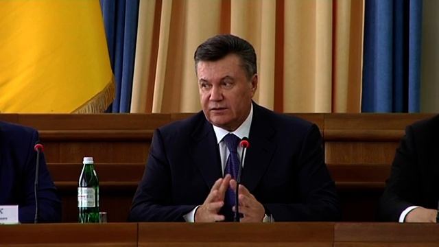 Очередной ЛЯП Януковича (Луганск 161012).mpeg смотреть онлайн