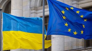 Орбан связал отказ принимать Украину в ЕС с мирным урегулированием