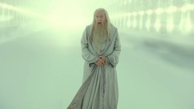 Я всегда гордился способностью переворачивать фразы... — Альбус Дамблдор Гарри Поттер и Дары Смерти