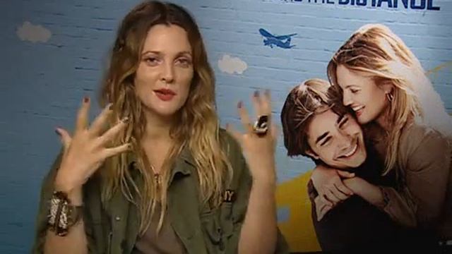 Дрю Бэрримор поприветствовала Украину смотреть онлайн