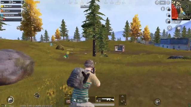 Один на троих, вывел из строя всю команду, эпичная битва в Pubg Mobile смотреть онлайн