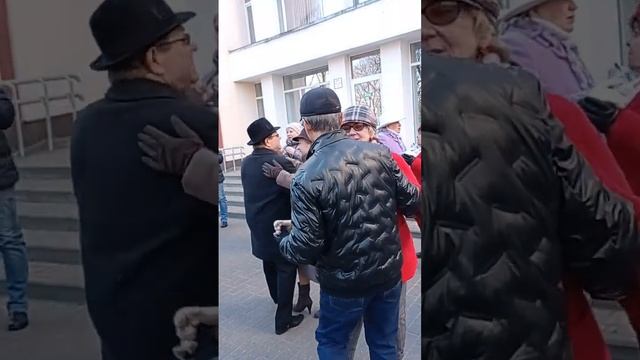 10.03.24г. МУЖЧИНА МОЕЙ МЕЧТЫ... Звучит на танцплощадке в смотреть онлайн