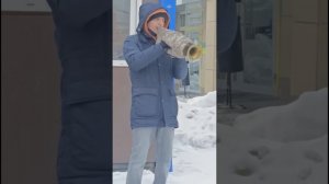 Мне так повезло (Мари Краймбрери),трубач Артём, уличны?