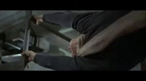 Джеки Чан против бандитов в аэродинамической трубе в фильме Доспехи Бога 2  Операция Кондор 1991