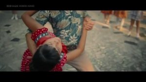 Обворожительный момент зарождения первой влюблённости