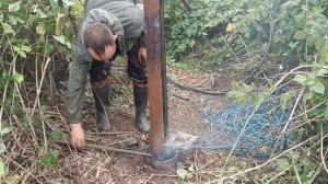 всё таки достали скважинный насос