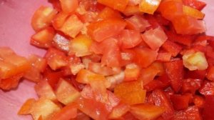 Фаршированное куриное филе перцем и помидорами