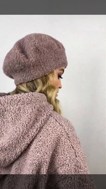 Берет двойной из пряжи букле под барашка (Арт. ДВ S 07623БЕРЕТ БАКЛАЖАН) смотреть онлайн