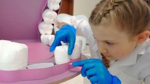 Диана и Рома Диана учит Оливера этикету и хорошим манерам