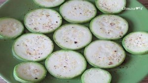 Кабачки с сыром в микроволновке