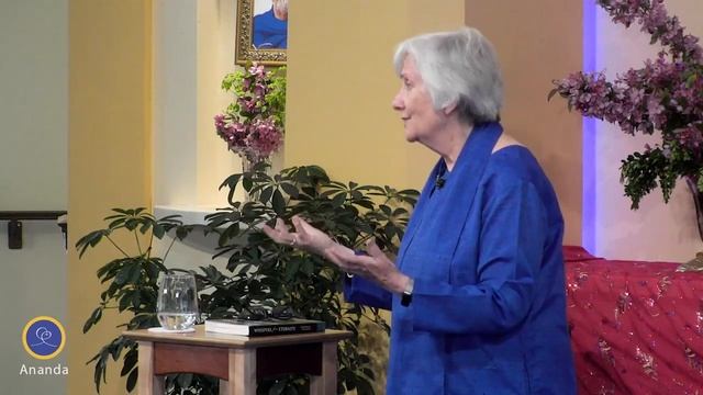 Ученичество Криянанды для всех. Наясвами Деви смотреть онлайн