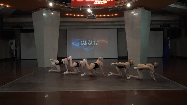Студия танцев 'Alexdance' Номер 'Загадала' - 