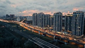 Жизнь и виды Москвы с 18 этажа отеля Soluxe Moscow под песню МаРРуся "Русская" 4К 5К