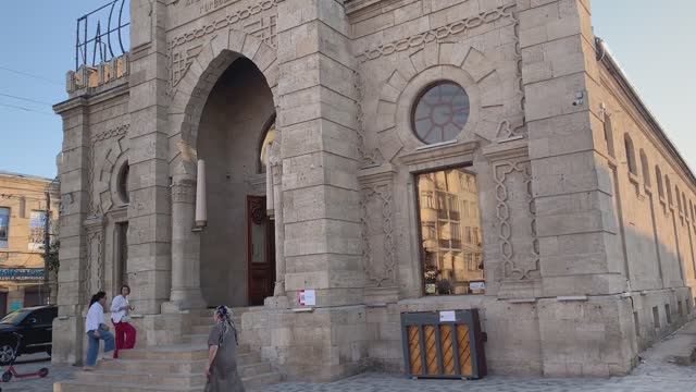 Дербент,улица Счастливых людей, пешеходная зона