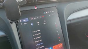 🧘🖤🚕 Йог Иван записал отзыв на HongQI H5, на котором так?