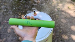 Взрываем петардами Бойлер на 50 литров!!!