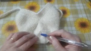 ШАПОЧКА МЛАДЕНЦУ СПИЦАМИ.