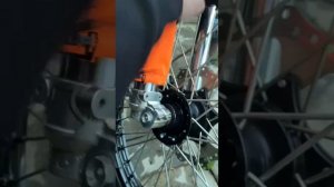 установка защитных чехлов вилки gr8 (2)  ссылка в TG