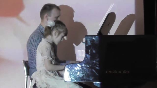 2018-03-10 Сафія і Яўген А .. Ранішнік ў ДШМ да 8 сакавіка. Сафія і яе Сябры. г. Гарадок. смотреть онлайн