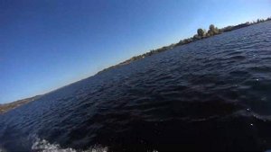 Моя первая рыбалка спиннингом с лодки с мотором!