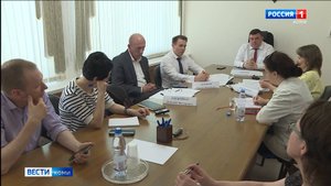 Минстрой Коми рассказал о приоритетах и технологиях дорожной кампании 2025 года