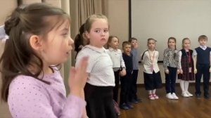 Конкурс видеороликов "Большие игры-7". 1 Б Курочка ряба