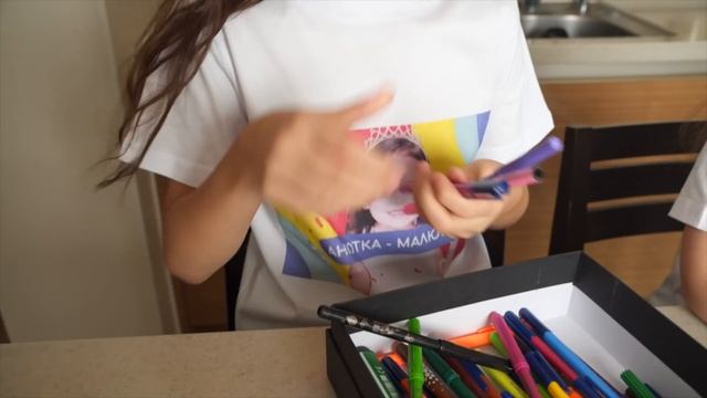 НЕ ТРИ МАРКЕРА ЧЕЛЛЕНДЖ WITH L.O.L. SURPRISE PETS Challenge 2018 смотреть онлайн