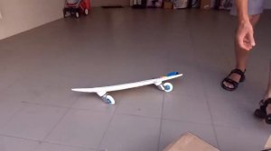 Мистер Макс • Mister Max - Макс делает Полицейские развороты на машинке Razor Power Rider 360 и Папа