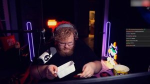 АНТОН Т2Х2 ПРОБУЕТ САМУЮ ОСТРУЮ В МИРЕ ЛАПШУ