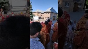 1000177609.mp4Крестный ход.последний