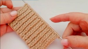 Пышная резинка спицами.