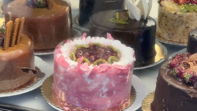 Улица Истикляль: Открываем самые вкусные секреты уличной еды Стамбула!